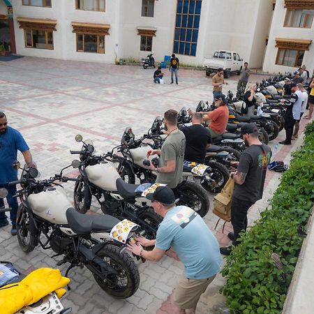 Hotel Deskitsal Leh Bagian luar foto