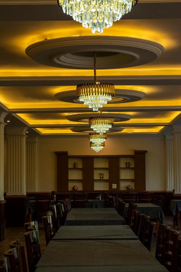 Hotel Deskitsal Leh Bagian luar foto