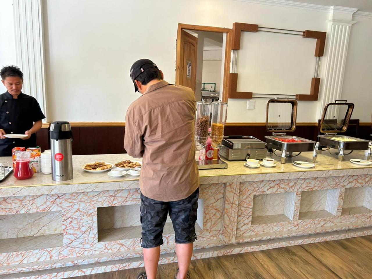 Hotel Deskitsal Leh Bagian luar foto